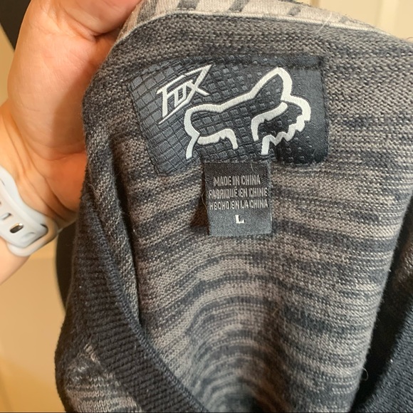 Fox Sweater - Picture 4 of 4